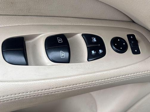 2020 Nissan Pathfinder SL 4WD