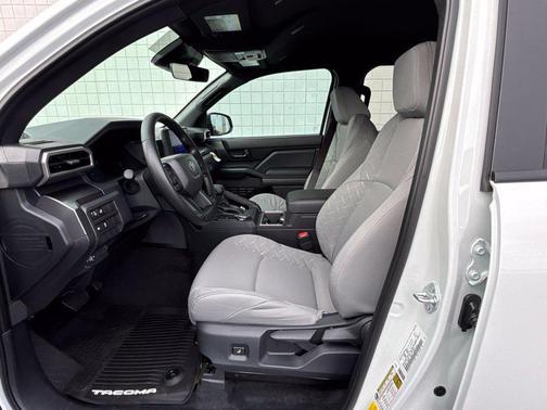 Ice Cap 2026 Toyota Tacoma SR5