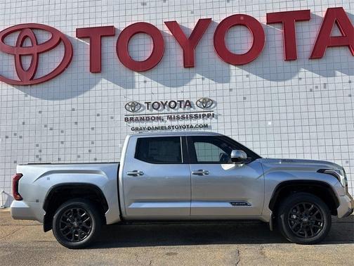 2025 Toyota Tundra Hybrid Platinum