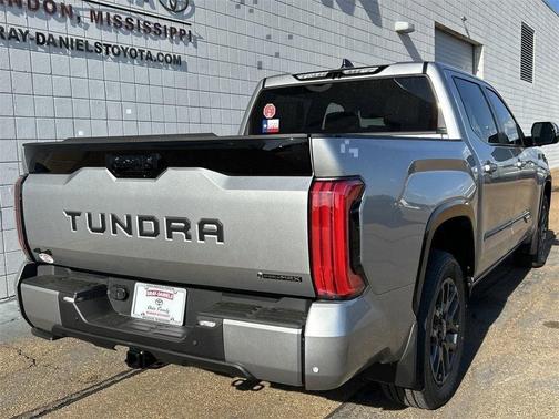 2025 Toyota Tundra Hybrid Platinum