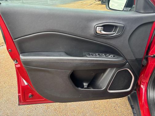 Redline Pearlcoat 2018 Jeep Compass Latitude