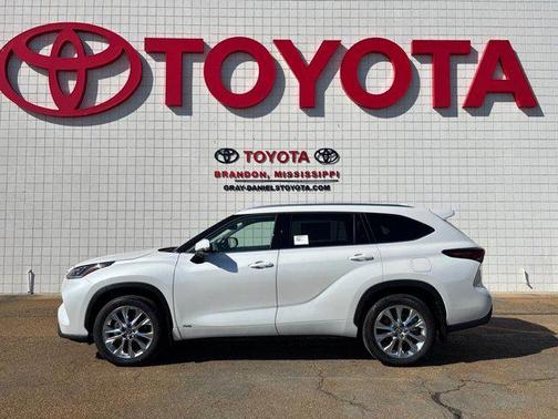 2026 Toyota Highlander Hybrid Limited