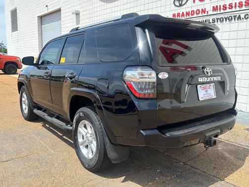 Midnight Black Metallic 2022 Toyota 4Runner SR5 Premium