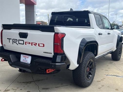 2025 Toyota Tacoma Hybrid TRD Pro