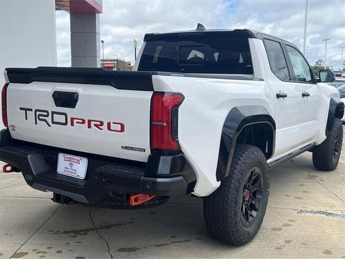 2025 Toyota Tacoma Hybrid TRD Pro
