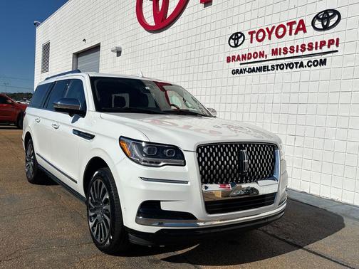 2022 Lincoln Navigator Black Label