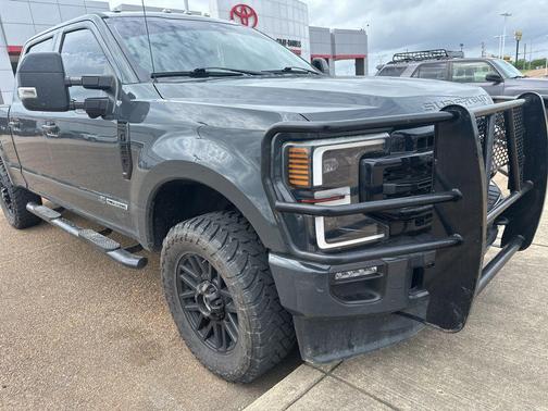 Gray Metallic 2021 Ford F-250 Lariat