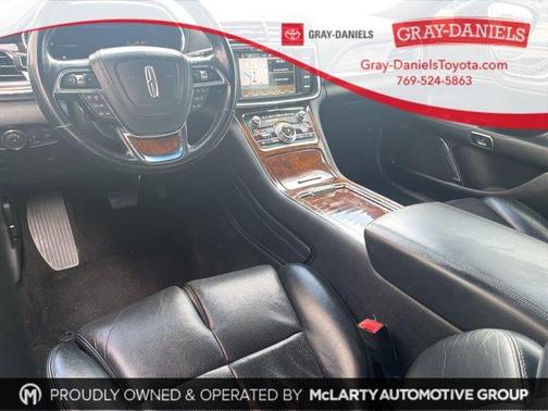 2018 Lincoln Continental Select