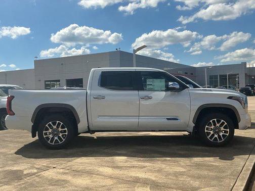 2026 Toyota Tundra Hybrid 1794 Edition