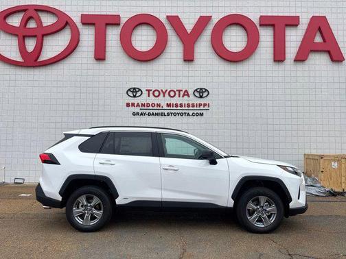 2025 Toyota RAV4 Hybrid LE