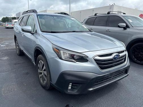 Ice Silver Metallic 2021 Subaru Outback Premium