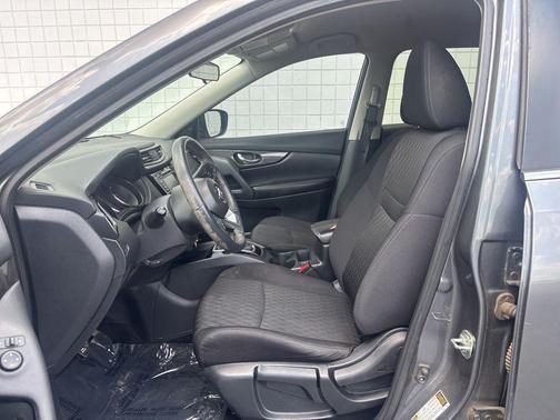 Gun Metallic 2019 Nissan Rogue S