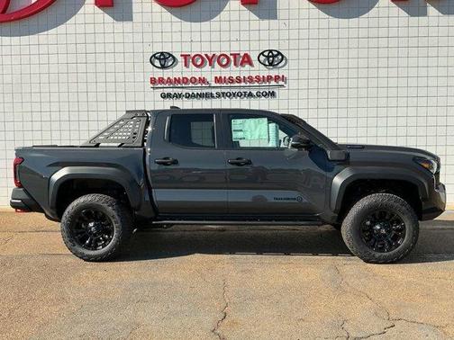 2025 Toyota Tacoma Hybrid TRAILHUNTER