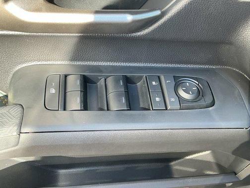 2025 Toyota Tacoma Hybrid Trailhunter