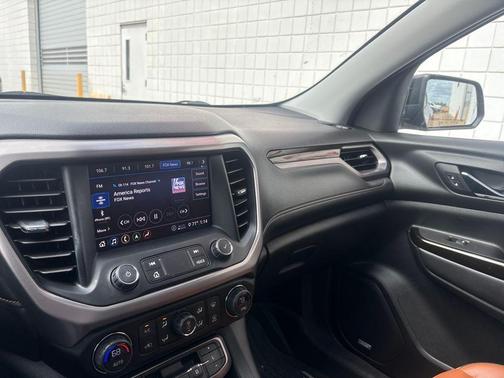 2020 GMC Acadia AWD AT4