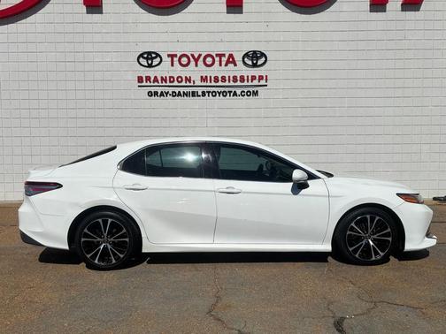 2018 Toyota Camry XLE