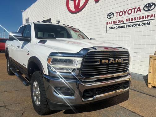 2020 RAM 2500 Laramie Crew Cab 4X4 6'4' Box