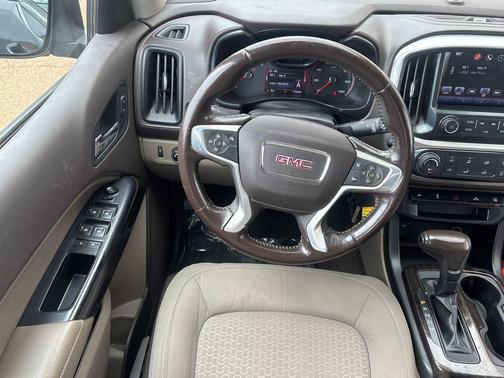 Cyber Gray Metallic 2016 GMC Canyon SLE