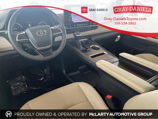 2024 Toyota Sienna XLE