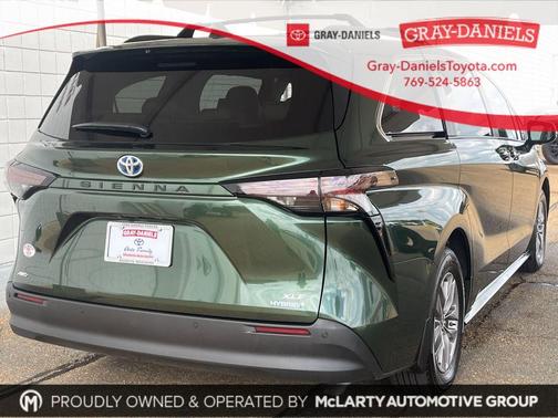 2024 Toyota Sienna XLE