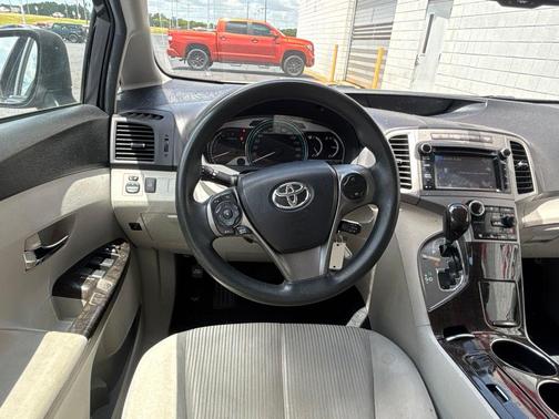 Magnetic Gray Metallic 2014 Toyota Venza LE