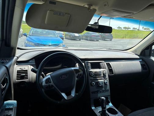 Ingot Silver Metallic 2019 Ford Flex SE