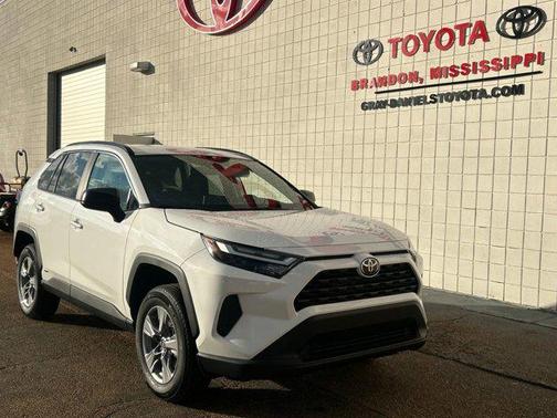 2025 Toyota RAV4 Hybrid LE