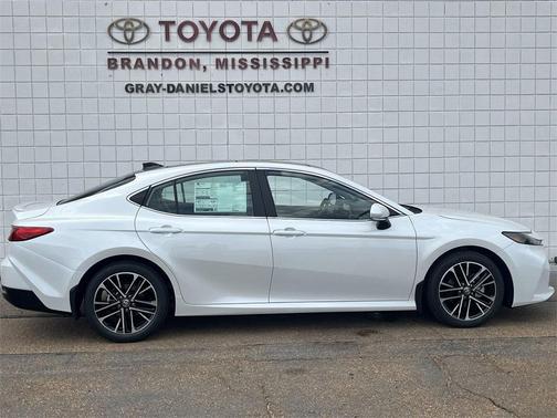 2025 Toyota Camry XLE