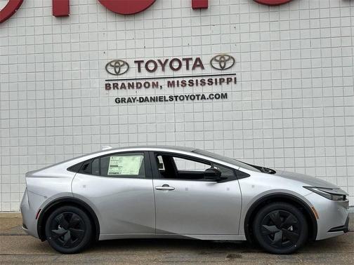 2025 Toyota Prius LE