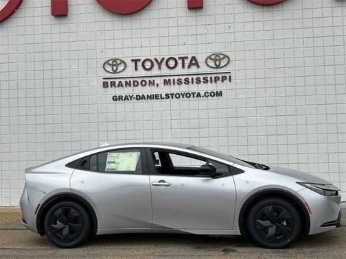2025 Toyota Prius LE