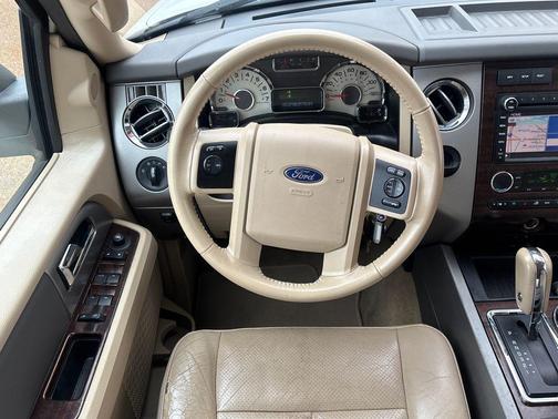 Kodiak Brown Metallic 2014 Ford Expedition XLT