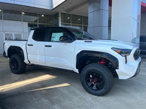2025 Toyota Tacoma Hybrid TRD PRO