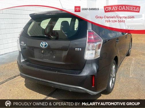 2016 Toyota Prius v Five