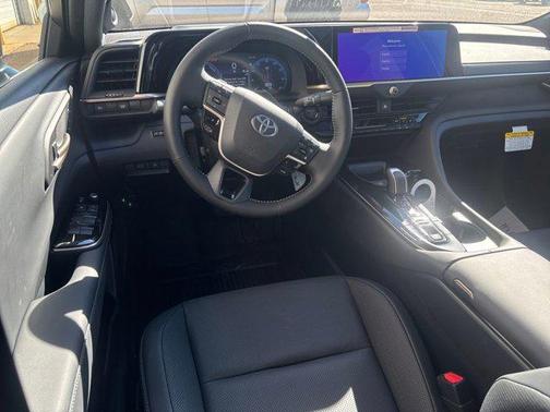 2026 Toyota Crown Platinum