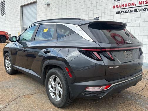 2023 Hyundai TUCSON SEL