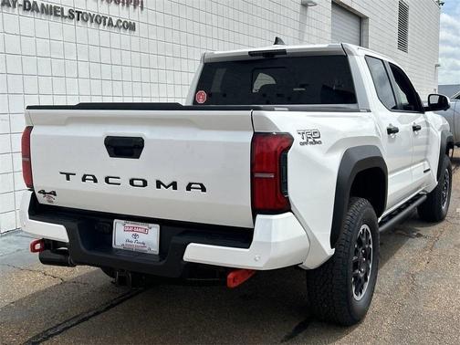 2025 Toyota Tacoma TRD Off Road