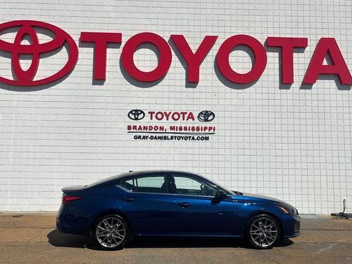 2023 Nissan Altima SR VC-Turbo FWD