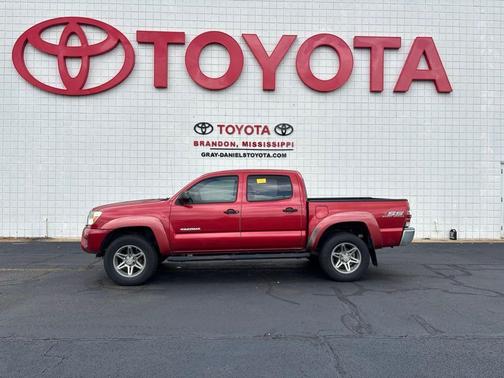 Barcelona Red Metallic 2013 Toyota Tacoma PreRunner