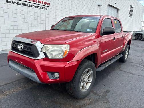 Barcelona Red Metallic 2013 Toyota Tacoma PreRunner