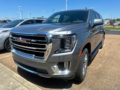 Satin Steel Metallic 2022 GMC Yukon XL SLT