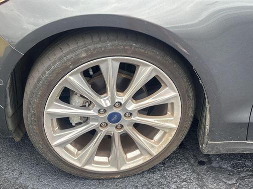 Magnetic 2017 Ford Fusion Platinum