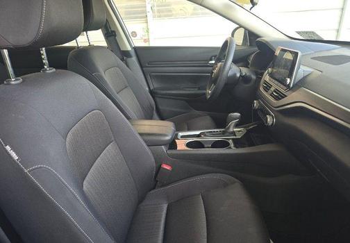 Brilliant Silver Metallic 2024 Nissan Altima 2.5 SV