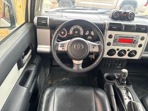 2012 Toyota FJ Cruiser Base