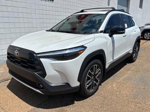 Wind Chill Pearl 2026 Toyota Corolla Cross XLE