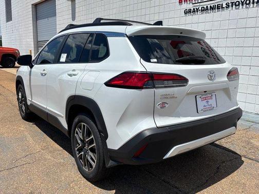 Wind Chill Pearl 2026 Toyota Corolla Cross XLE