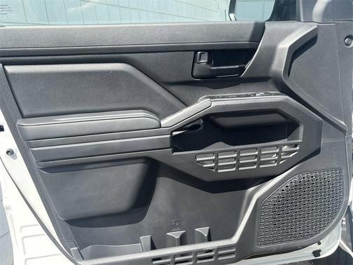 2025 Toyota Tacoma SR