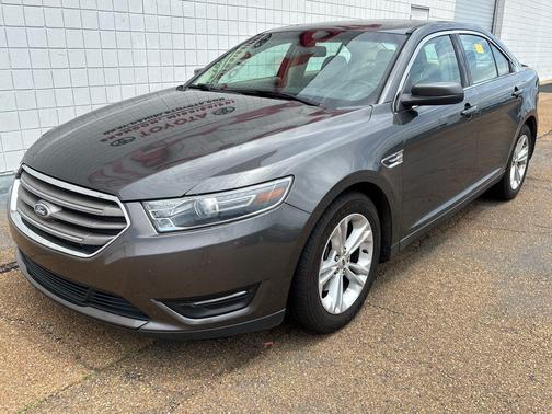Magnetic Metallic 2015 Ford Taurus SEL