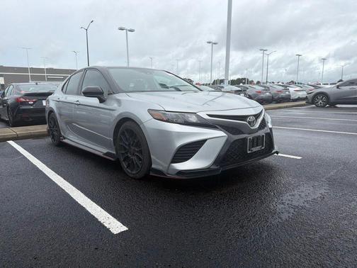 Midnight Black Metallic 2020 Toyota Camry TRD