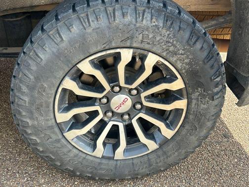 2019 GMC Sierra 1500 AT4