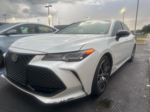Wind Chill Pearl 2019 Toyota Avalon Touring